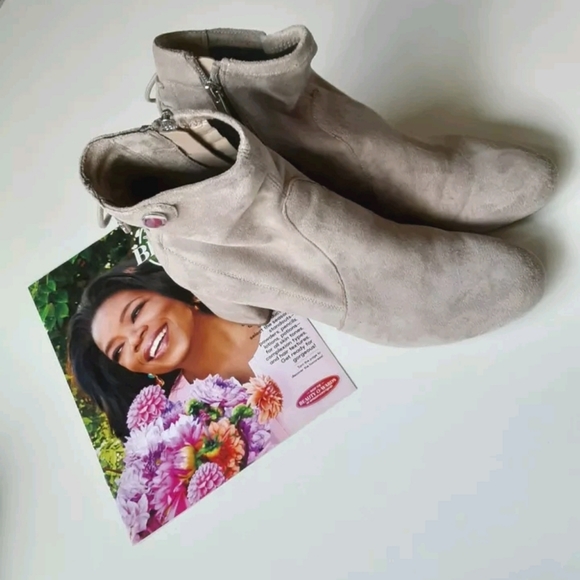 franco sarto happily bootie